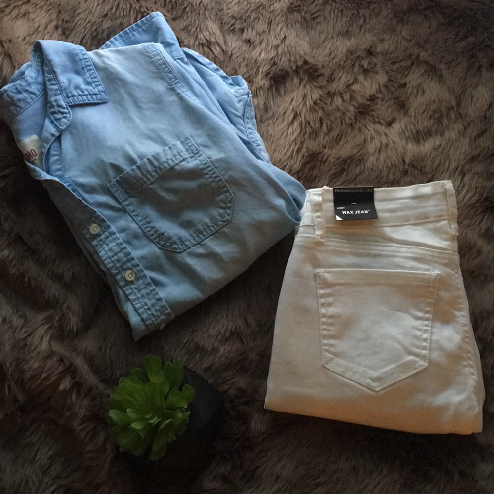 Light wash chambray top